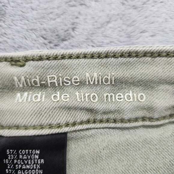 Mossimo Shorts Womens 6/28R Green Mid Rise Midi Cuffed Stretch Denim Casual - Picture 9 of 14